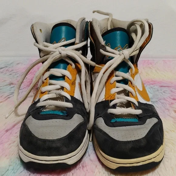 Nike Oncore Vintage Hi Top Shoes 2009 Sz.9 (X-102 CRATE) - Picture 3 of 15